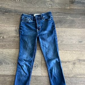 Hollister women juniors high size super skinny jeans 00 short (23, 28)